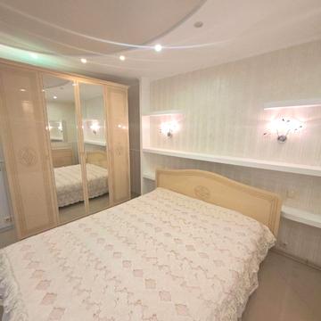 Антоновича вул. (Горького), 164