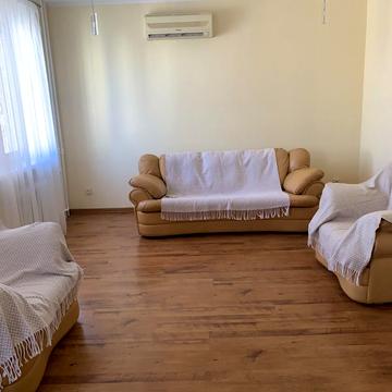 Бориса Гмирі вул., 9-В