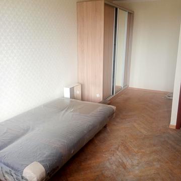 Зодчих вул., 80