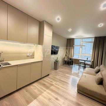 Джона Маккейна вул. (Івана Кудрі), 3-А