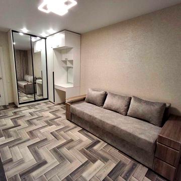 Первая сдача. Мира 43. Новострой. S=42м2.