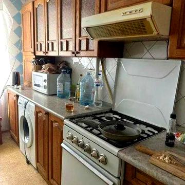 Продам 3комн квартиру Нагорном районе центре ул. Героев Крут