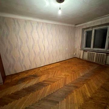 З підвалом, двушка Котельникова 19, метро Святошино 10 хв. без %