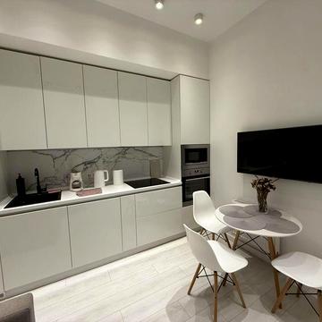 Ніни Строкатої вул. (Буніна), 33