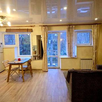 Почайнинська вул., 13/9