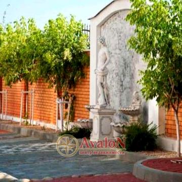 Софіївська вул., 15