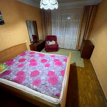 Аренда метро Берестейская отлич. 2 комн.квартира ул.Парково-Сырецкая 8