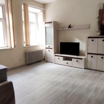 Волоська вул., 24/37