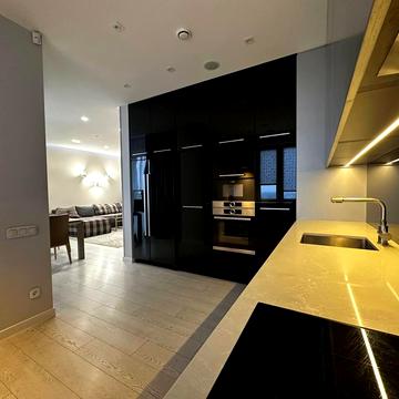 Олександра Поля просп. (Кірова), 16