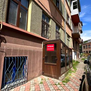 Олександра Богомольця вул., 7