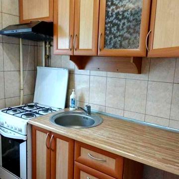 Продаж 1к кв. 2/5 пов. Косметичний ремонт. Подільський р-н. №5890