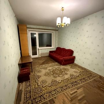 Запорізька вул., 4