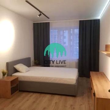 Андрія Мельника вул., 10 к5