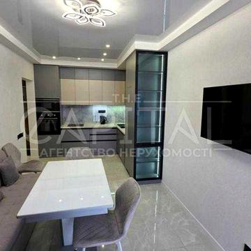 В оренду трикімнатна квартира з ремонтом у ЖК Нова Англія