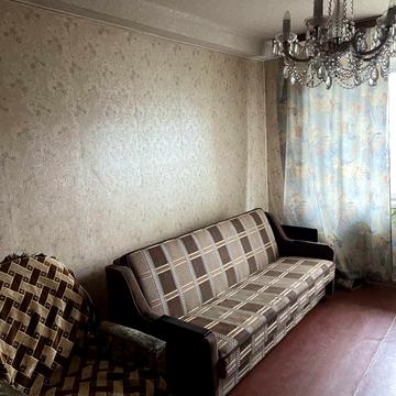 Ореста Левицького вул. (Академіка Курчатова), 25/37