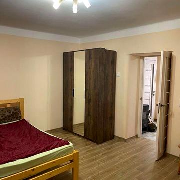 Оренда 1-кімн.квартири особнячого типу на поч.Варшавської (ресторан Ве