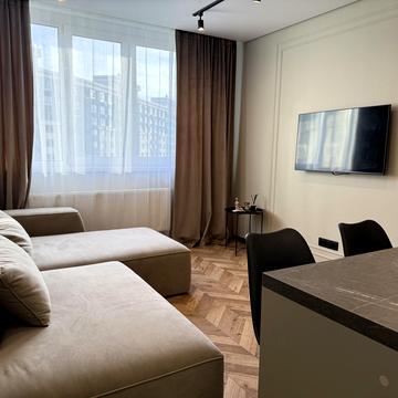 Михайла Максимовича вул. (Онуфрія Трутенка), 32-Б