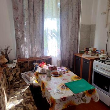 Продається 1к.кв., р-н Будинок меблів