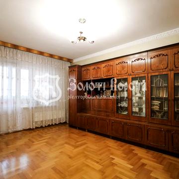 Ревуцького вул., 13