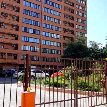 Продам отличную 3-х квартиру , общ. пл. 100 кв.м. по ул. Бригадная,11.