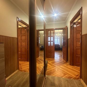 Уляни Кравченко вул., 1