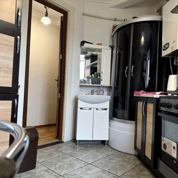 Продам 2х кім квартиру