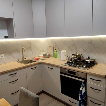 Павела Йозефа Шафарика вул. (), 14