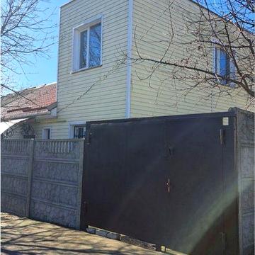 Оренда 2кім. частини будинку у центрі