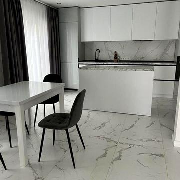 Продам двухэтажный дом с новым ремонтом Совиньон (216-110)