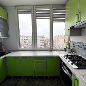 Володимира Івасюка вул., 7