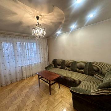 Продаж 3 кім квартири з і/о