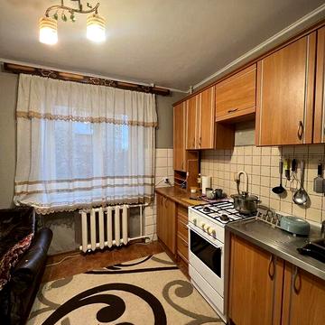 Довгострокова оренда 1к Квартира 8 Березня вулиця