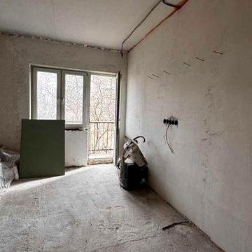 Продам 2-х комнатную квартиру на Нежинской