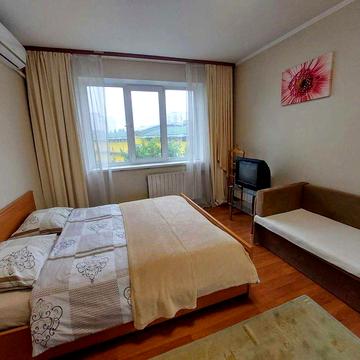 Оболонський 11а, оренда 1-к квартири, метро Мінська 3 хв, є газ!