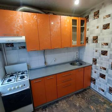 Від власника оренда 2-х кімнатної квартири на третьому поверсі пяти п