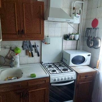 Продам 2мкімнатну квартиру на Горького (Британська) 4 поверх