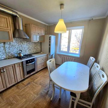 ГАЗ, ТЭЦ, низкий этаж, Просторная квартира, Королева, начало Таирова