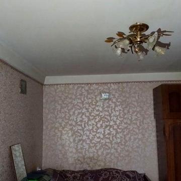 Квартира в затишному місці, 15 хвилин пішки метро.