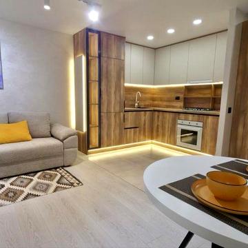 Продаж сучасної квартири по вул. Смакули, новобудова