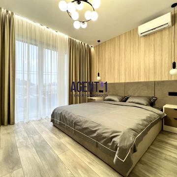 Полтавська вул.