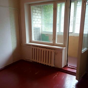 Центральна, 1