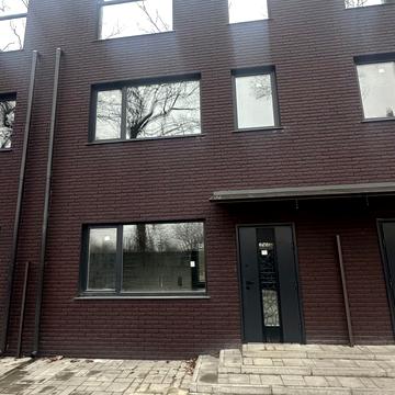 Києво-Мироцька вул.