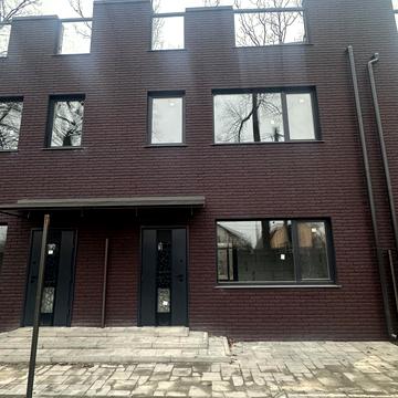 Києво-Мироцька вул.