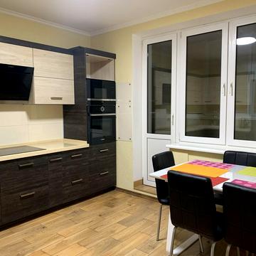 Героїв полку "Азов" вул. (Маршала Малиновського), 4-В