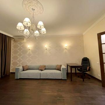 Шевченка просп., 4б