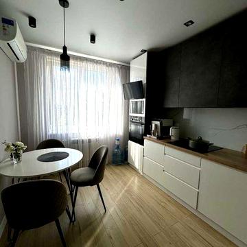 Продаю 2-к ЖК Садовый, метро Дворец Спорта, Новые Дома ЖК Пролисок