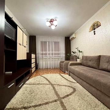 2 кімнаина.Простора,затишна.Вишневе.