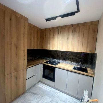 Злуки просп., 7