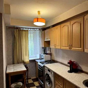 Джона Маккейна вул. (Івана Кудрі), 38-А