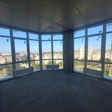 Продам 3 кімнатну квартиру у новому житловому комплексі біля моря.